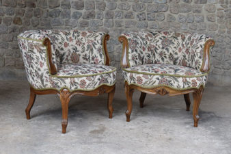 Carved Sofa Princess single seaters